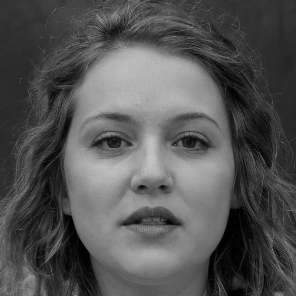 Instructora de contenido y conversión